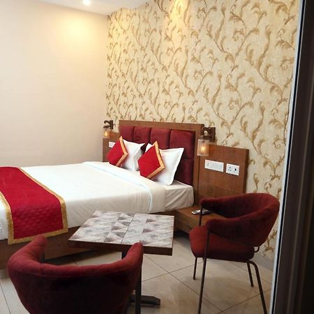 Hotel Singla Residency Kangra Exteriör bild