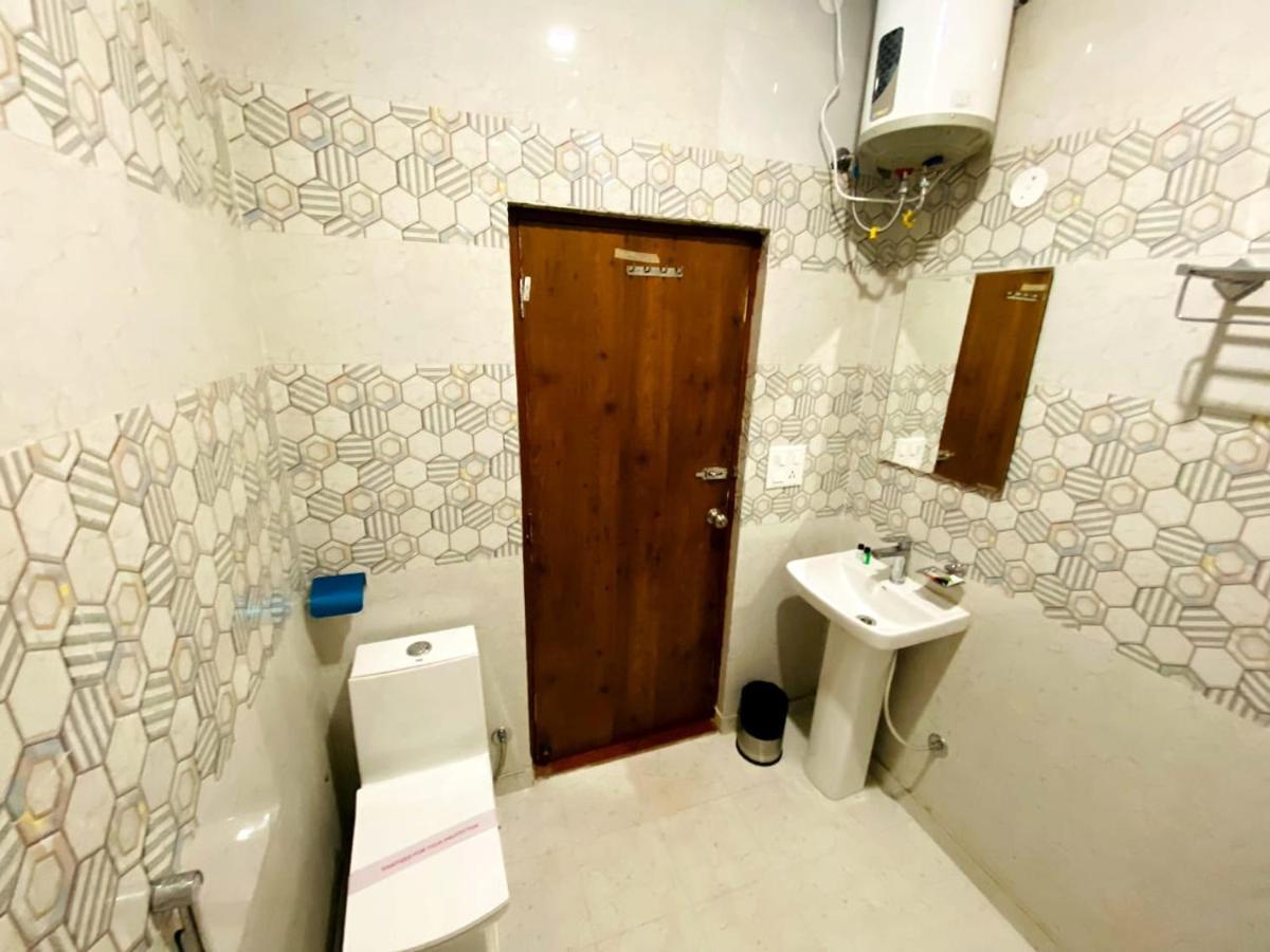 Hotel Singla Residency Kangra Exteriör bild