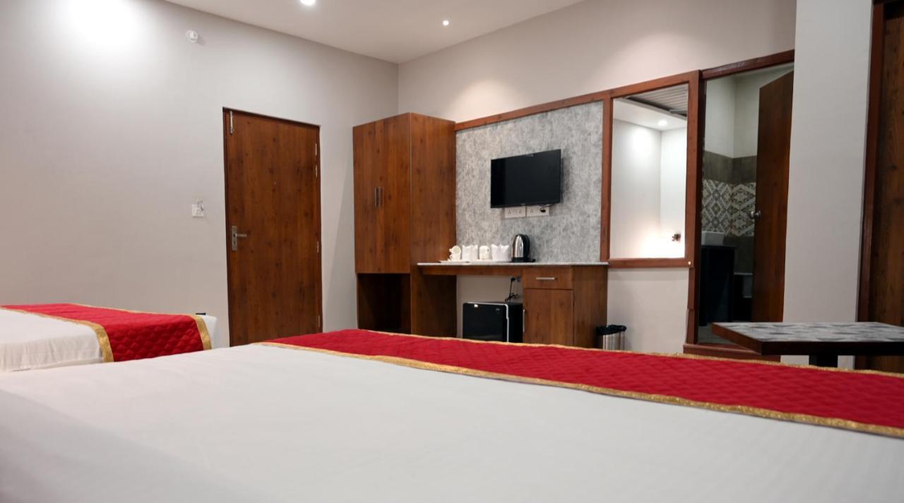 Hotel Singla Residency Kangra Exteriör bild